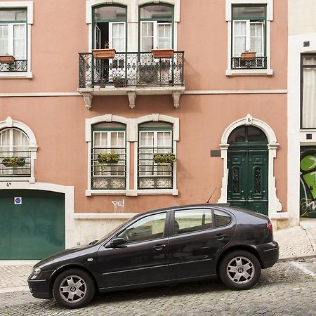 Joivy Superb 1-Bed Apt With Workspace And Terrace, Close To Avenida Da Liberdade Lisbon Exterior photo