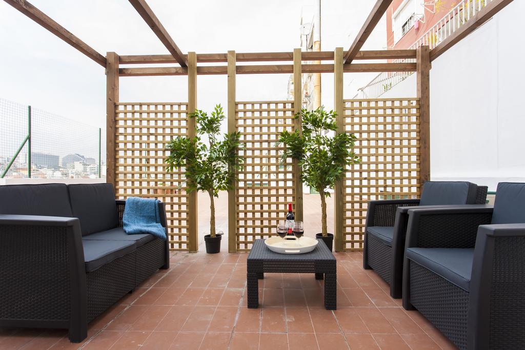 Joivy Superb 1-Bed Apt With Workspace And Terrace, Close To Avenida Da Liberdade Lisbon Exterior photo